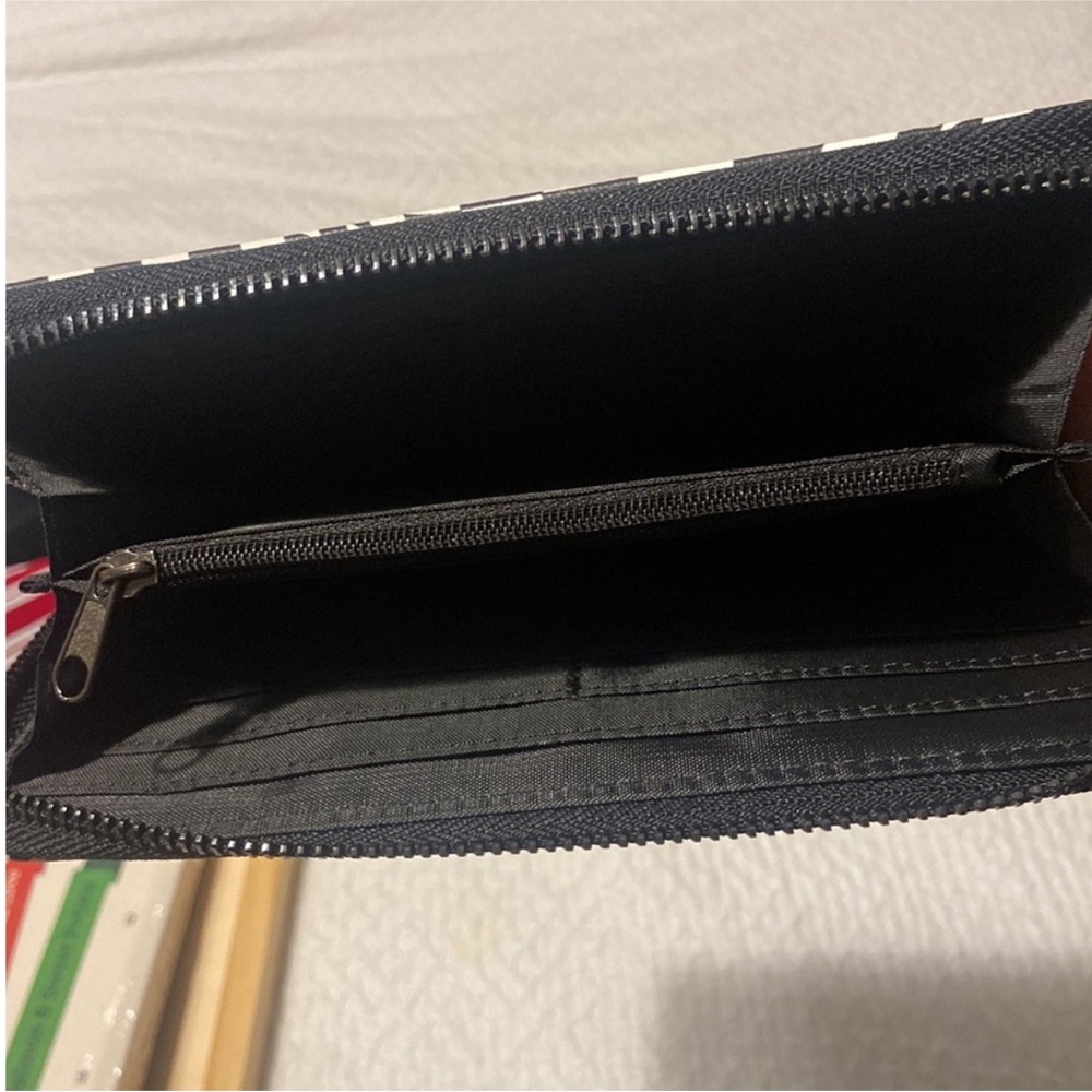 No boundaries checkered wallet - Picture 3 of 3